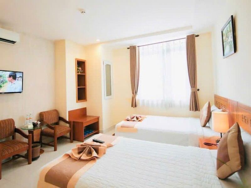 KHÁCH SẠN MẶT TIỀN BÙI VIỆN – QUẬN 1 - Kết cấu: Hầm + Trệt + Lửng + 6 Lầu + Sân Thượng - 135 Tỷ